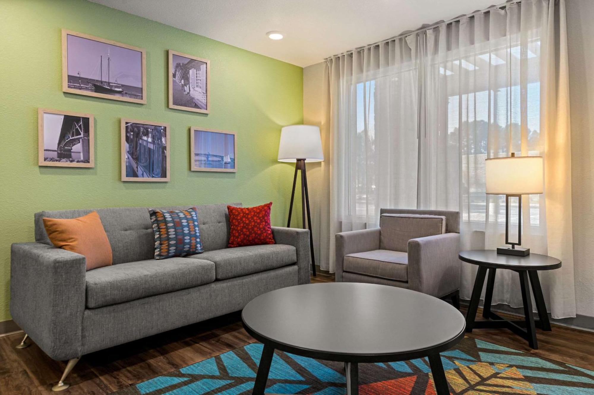 Woodspring Suites Yorktown Newport News Exterior foto