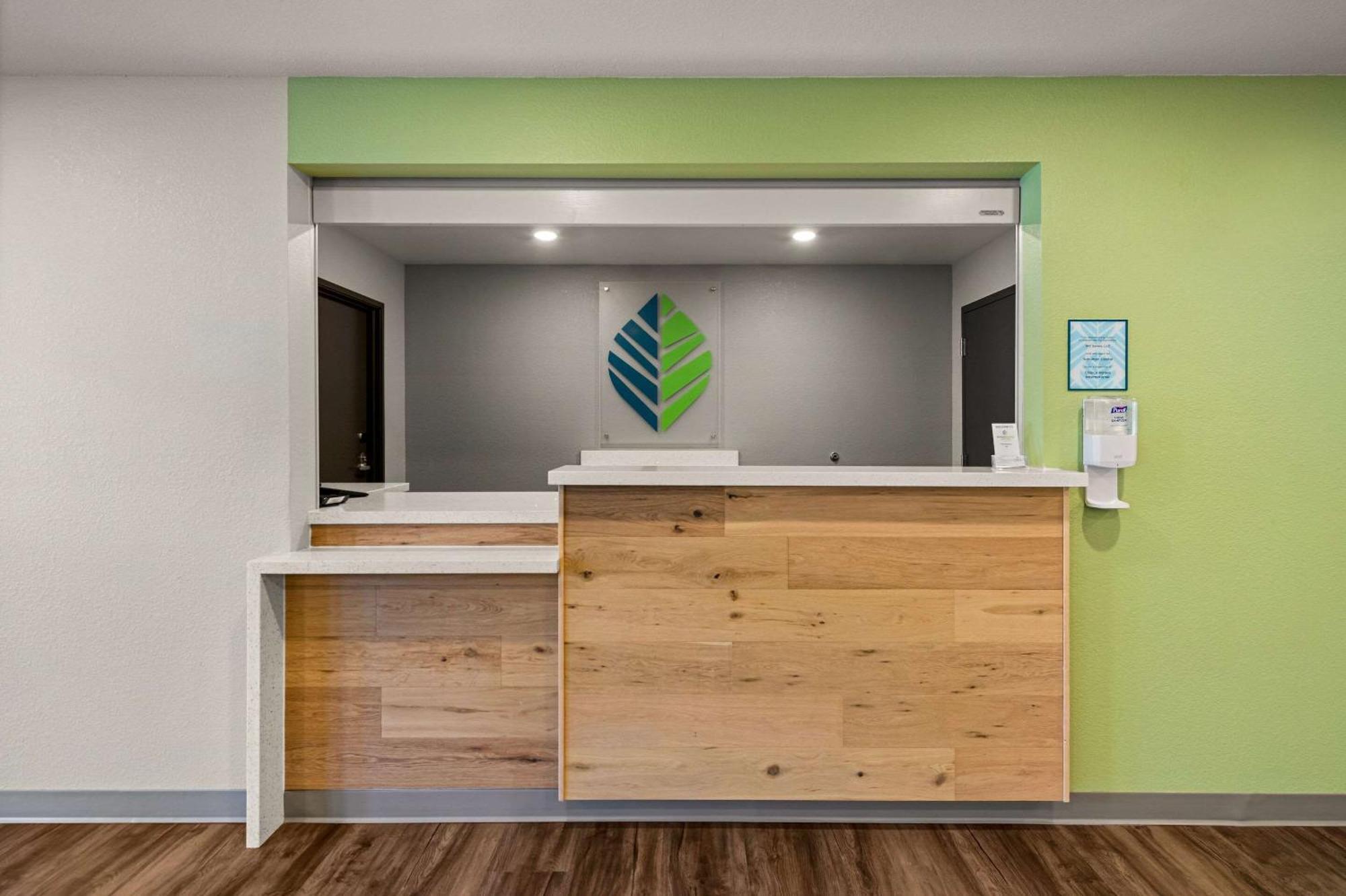 Woodspring Suites Yorktown Newport News Exterior foto